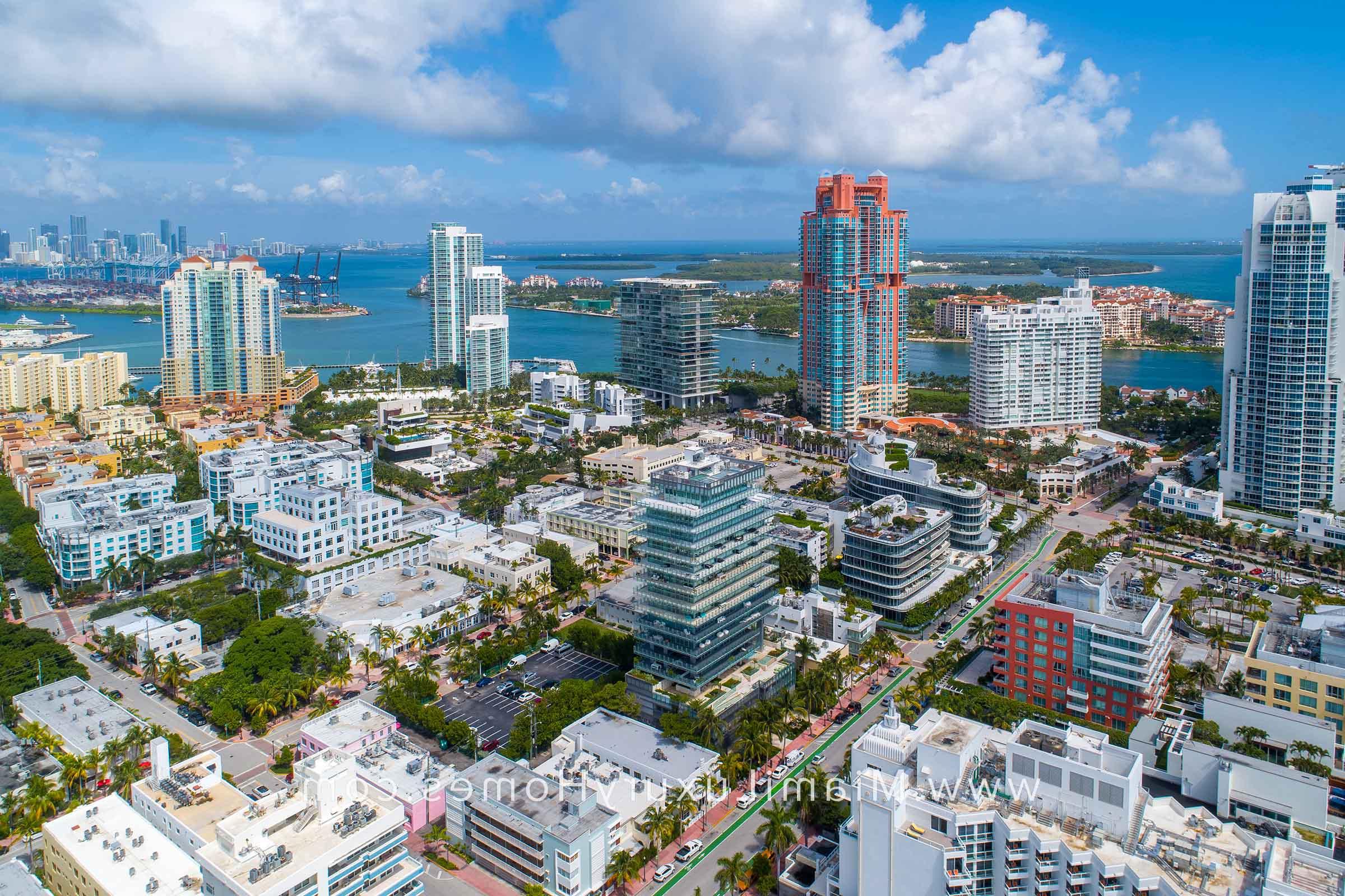 Glass Miami Beach in South of Fifth Neighborhood