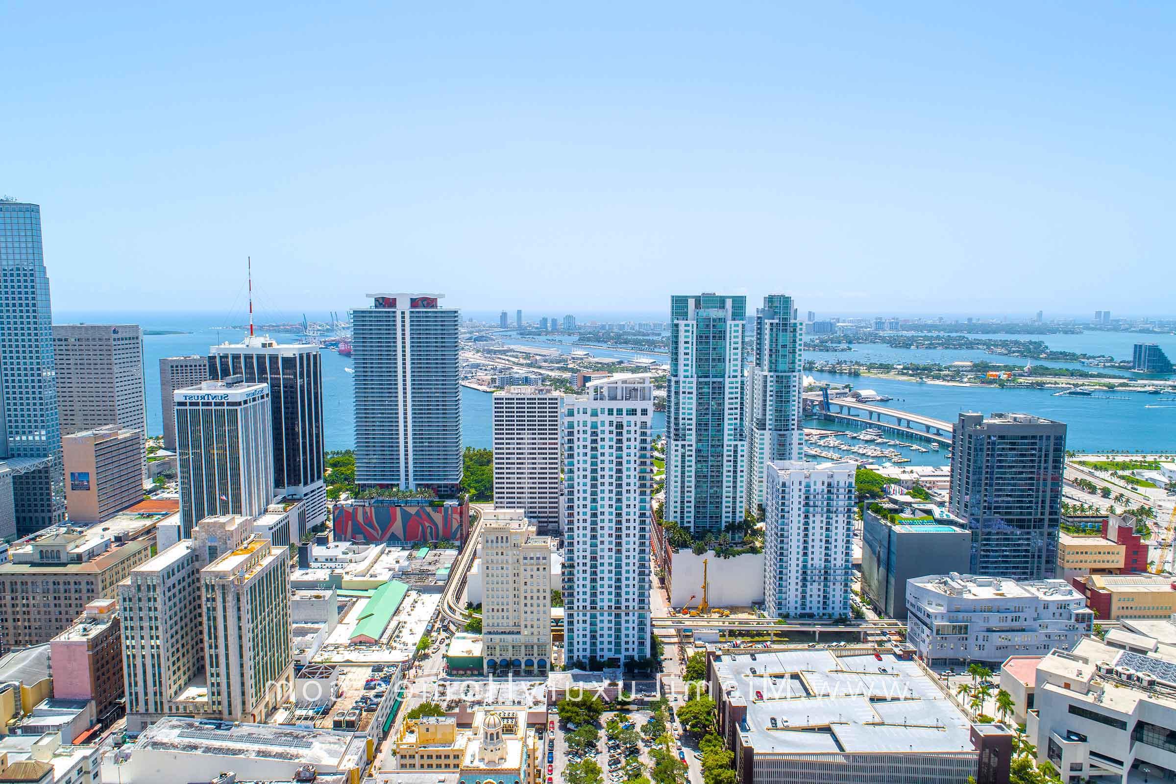 Loft Downtown II Miami Condos